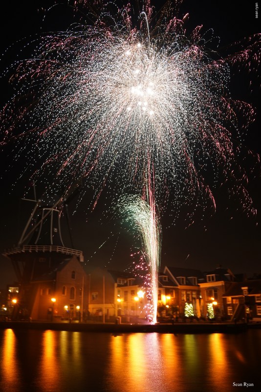 Haarlem Windmill Fireworks - SA705794.good_