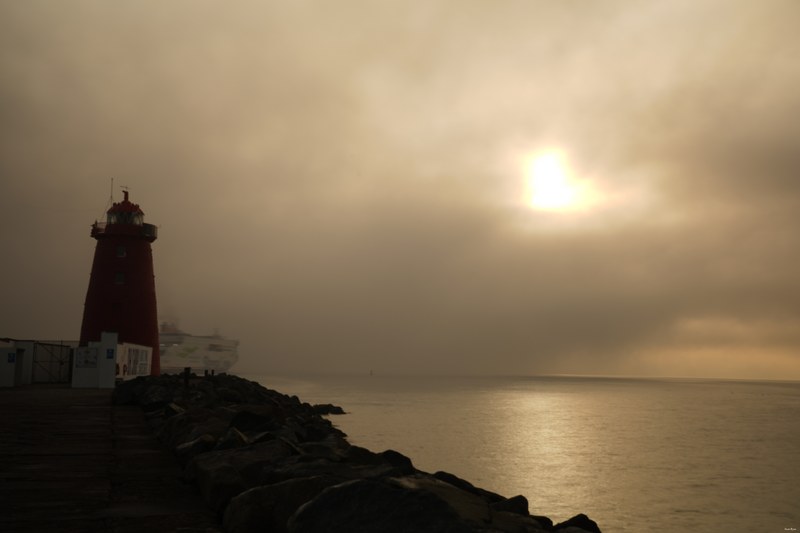 2022 - Sun-up And Sun-down - Glendalough Howth And Texel - 11-SA705389