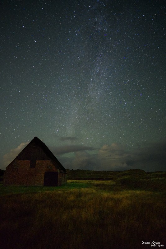 2023-09 - Milky Way And Star Trails At Texel - Netherlands - SA706836-combined-with-6840.brighter
