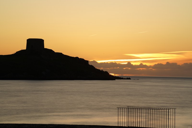 2023-12 - Dalkey Harbour And Island - SA707931.ok