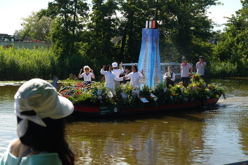 2024-06 - Corzo Parade On Canal - De Uithof - RX106566.ok
