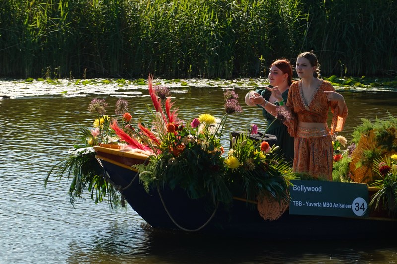 2024-06 - Corzo Parade On Canal - De Uithof - RX106620.ok