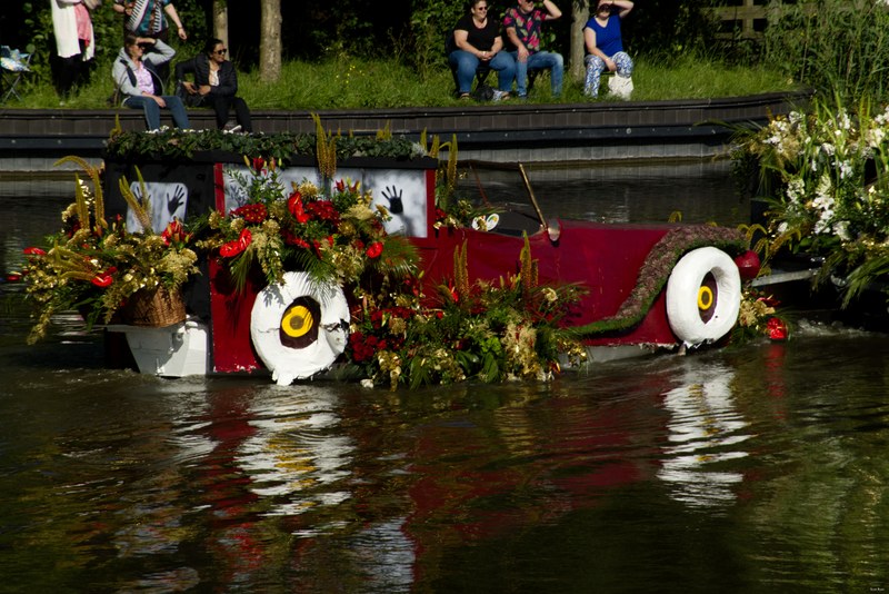2024-06 - Corzo Parade On Canal - De Uithof - RX106645.editted