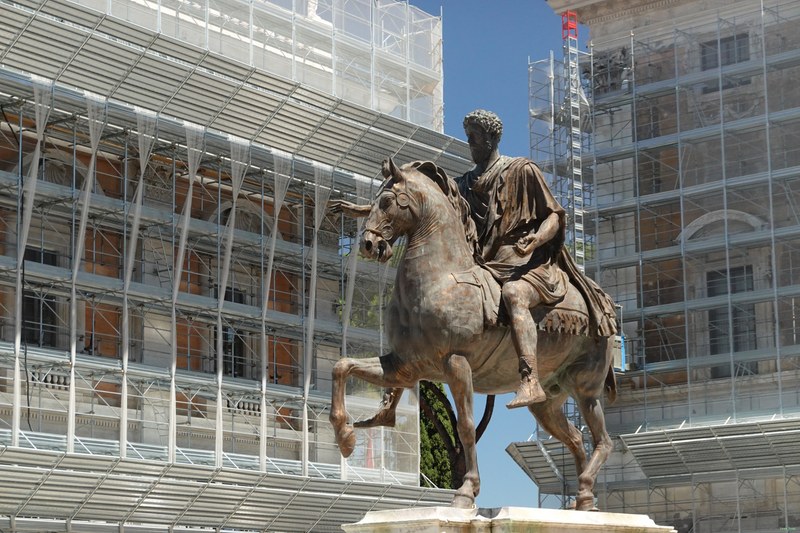 Capitoline Hill Museum - RX101656.ok.Equestrian_Statue_of_Marcus_Aurelius