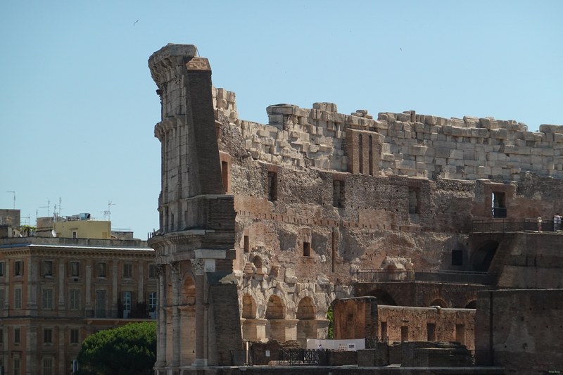 Views From Palatine Hill Including Colosseum - RX101484.nice