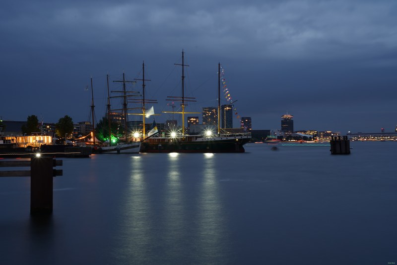 2025-08 - Sail Amsterdam At Kapitein Anna Pier - SA709394.ok
