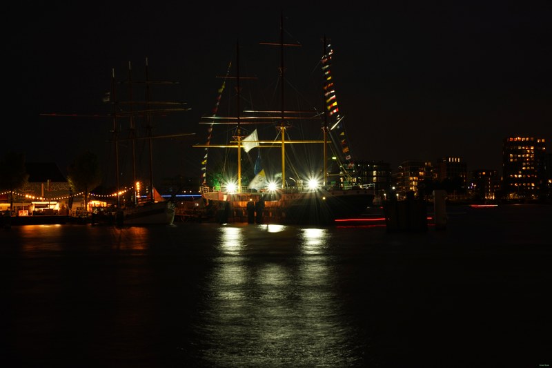 2025-08 - Sail Amsterdam At Kapitein Anna Pier - SA709409.ok.editted