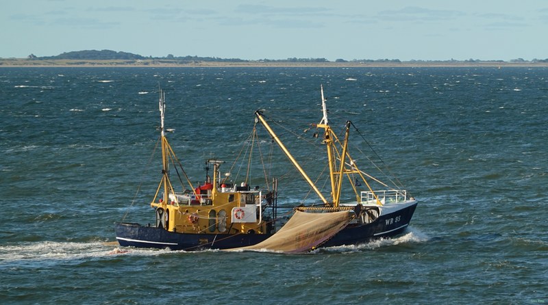 Texel Trawler With Nets - RX103020.ok.editted