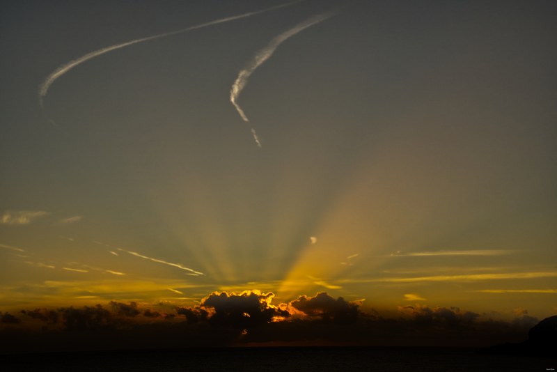 2025-09 - Howth Morning Cloudbreak - SA709550.editted-2