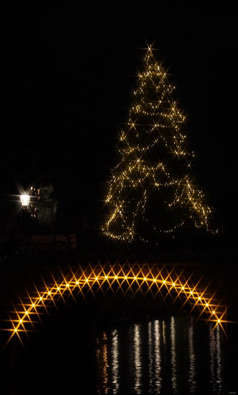 2025-12 - Amsterdam Starry Lights - SA709640.cropped