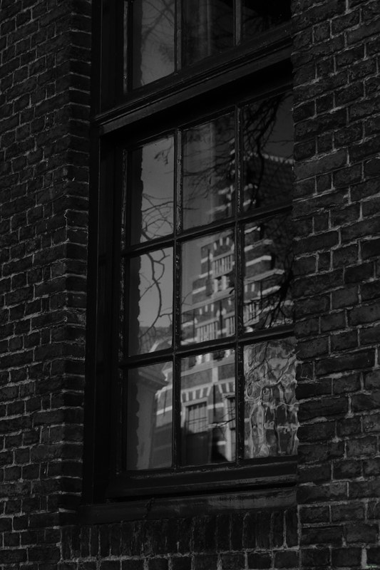Windows-and-reflections - RX100273