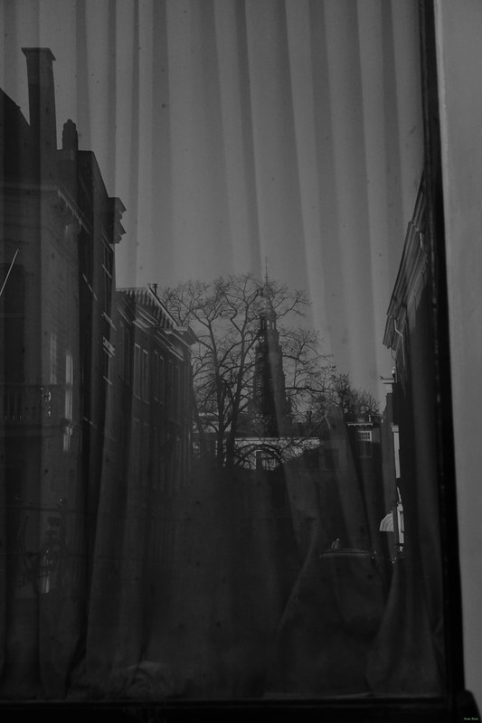 Windows-and-reflections - RX100282