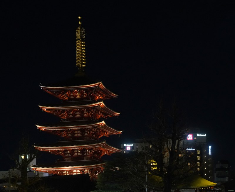 Tokyo - Asakusa - Senso-ji Shrine By Night - SA700083.nice.editted