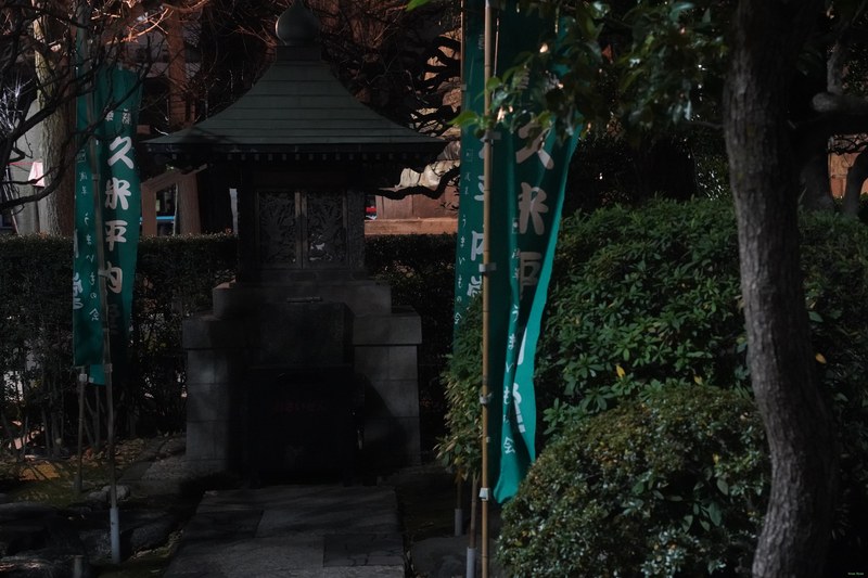 Tokyo - Asakusa - Senso-ji Shrine By Night - SA700187.ok