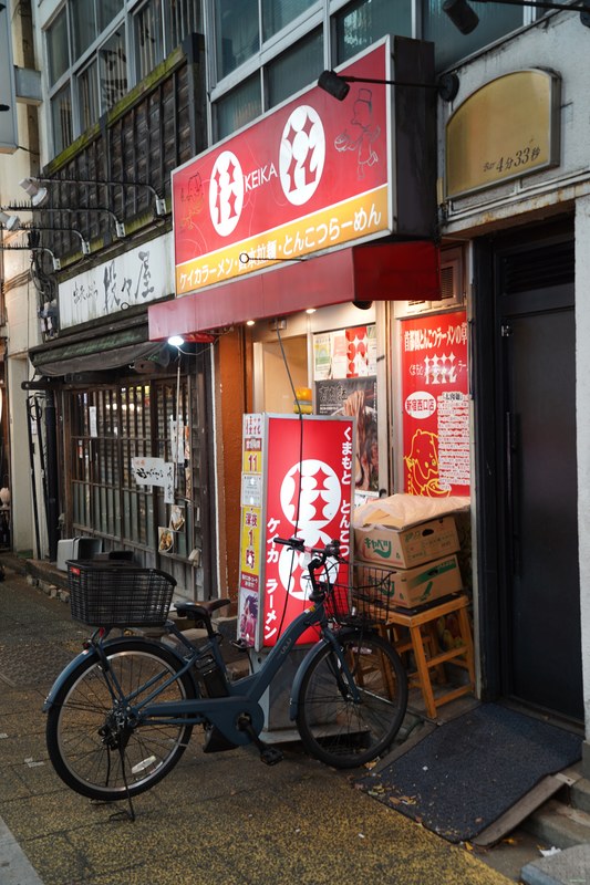 Night-town-alleyways - SA709787.ok