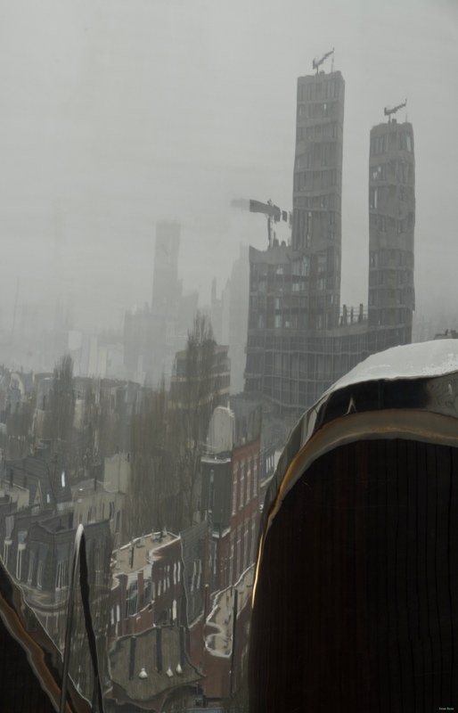 2026-03 - Felix Immigration Museum In A Foggy Rotterdam - RX100340.editted