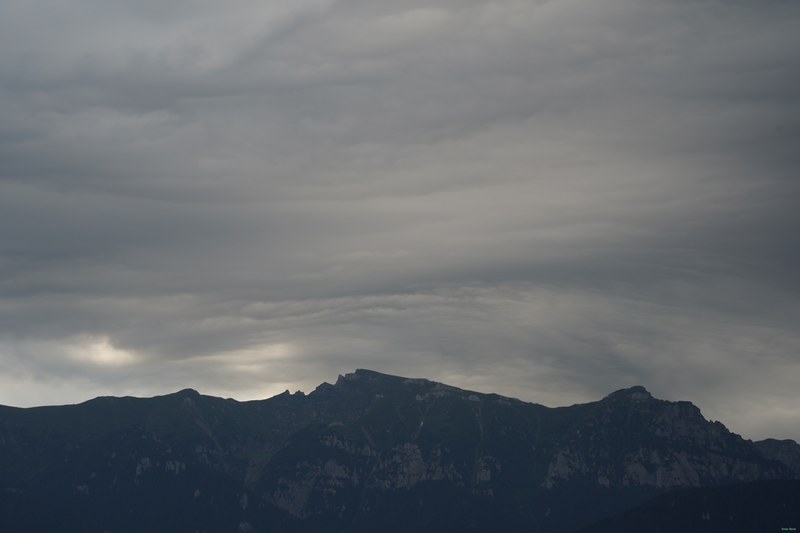 Moieciu De Sus In Gloom - SA709573.ok.doom-sky