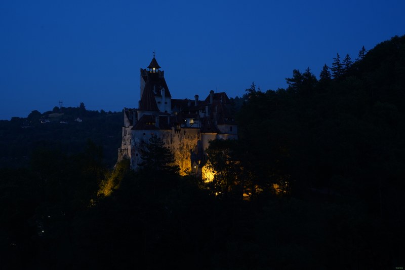 Transylvania - Bran Castle By Night - SA709589.ok