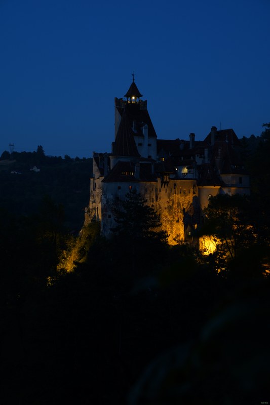 Transylvania - Bran Castle By Night - SA709593.ok