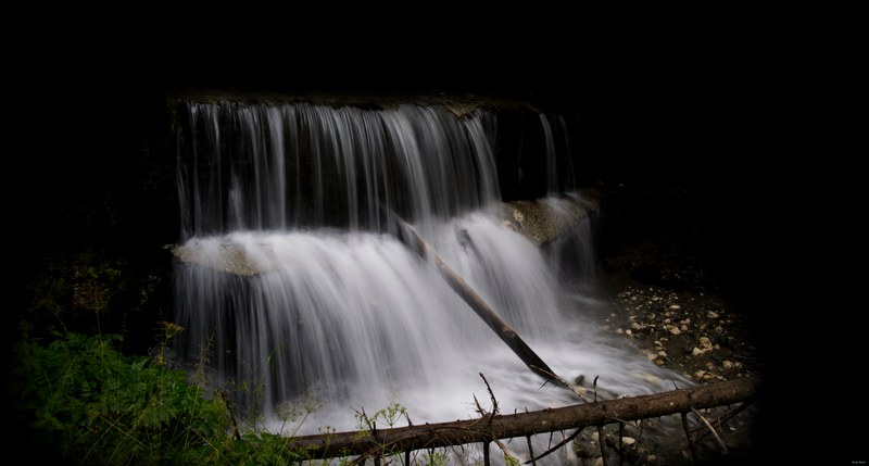 Waterfalls Of Moieciu De Sus - cover.SA709527.editted