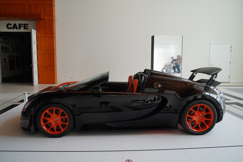 Bugatti Beasts - SA702501.ok