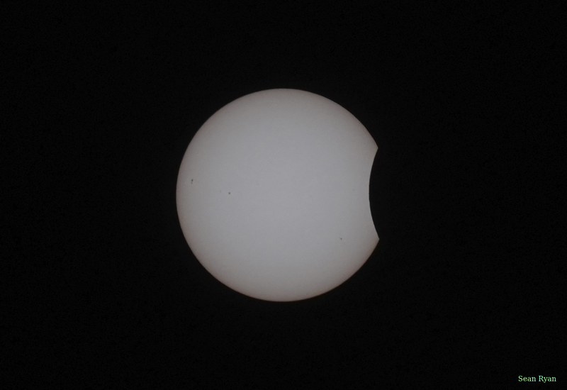 2026-08 - Partial Solar Eclipse At Ockenburgh - eclipse_seq__SA700254.rotated