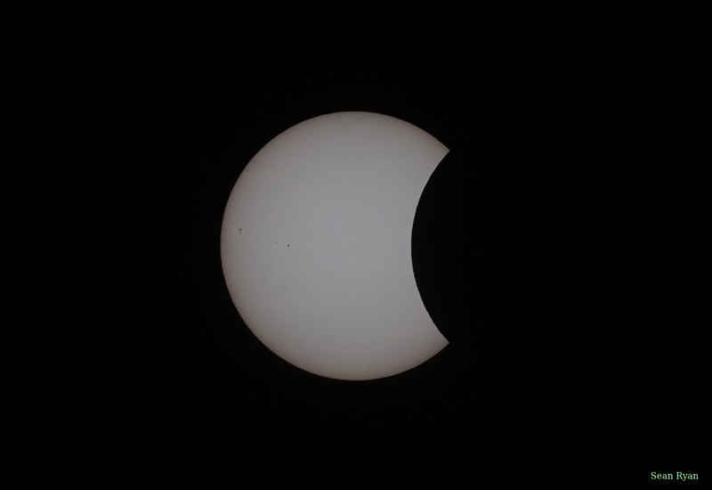 2026-08 - Partial Solar Eclipse At Ockenburgh - eclipse_seq__SA700402